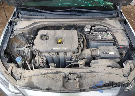 2018 Hyundai Elantra Value Edition z USA, uszkodzony, nr VIN 5NPD84LF9JH334260